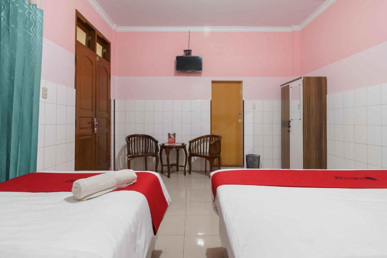 Reddoorz Plus @ Jalan Gatot Subroto Medan Sunggal Eksteriør billede